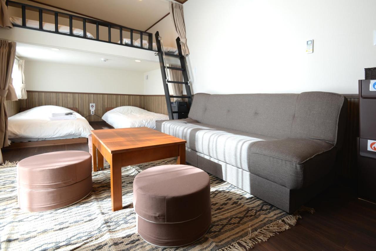 Mt Fuji Glamping Tourist Villa Kawaguchiko فوجيكاواجوتشيكو المظهر الخارجي الصورة